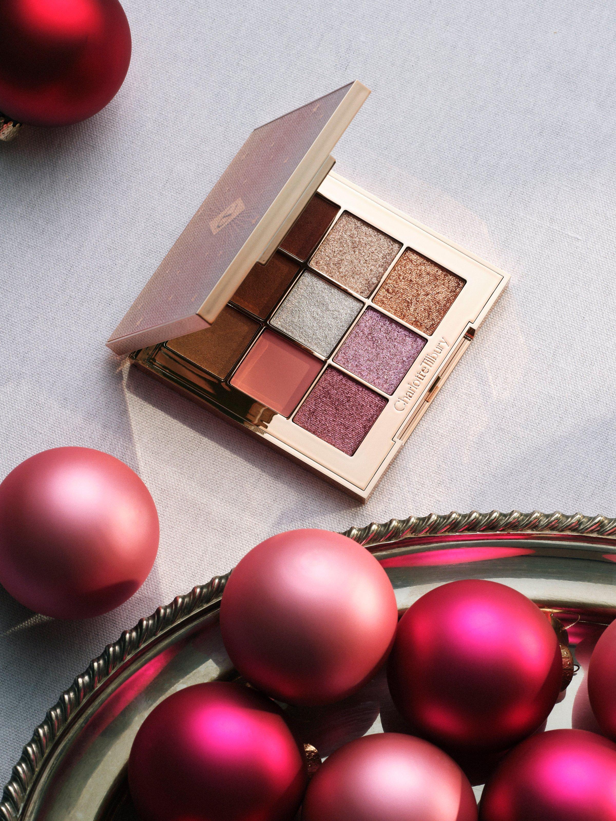 Charlotte Tilbury The Beautyverse Eyeshadow Palette