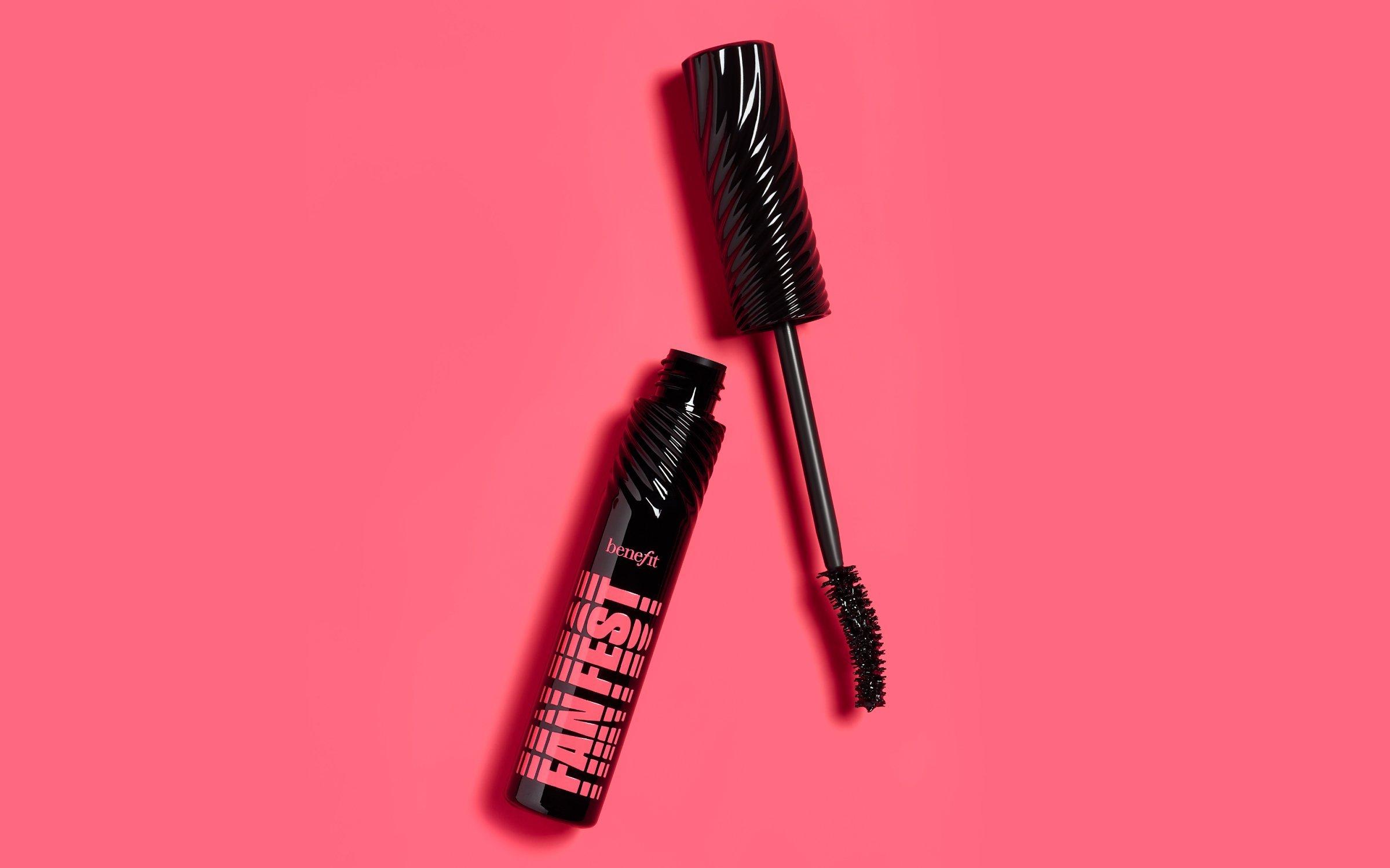 Benefit’s Fan Fest mascara