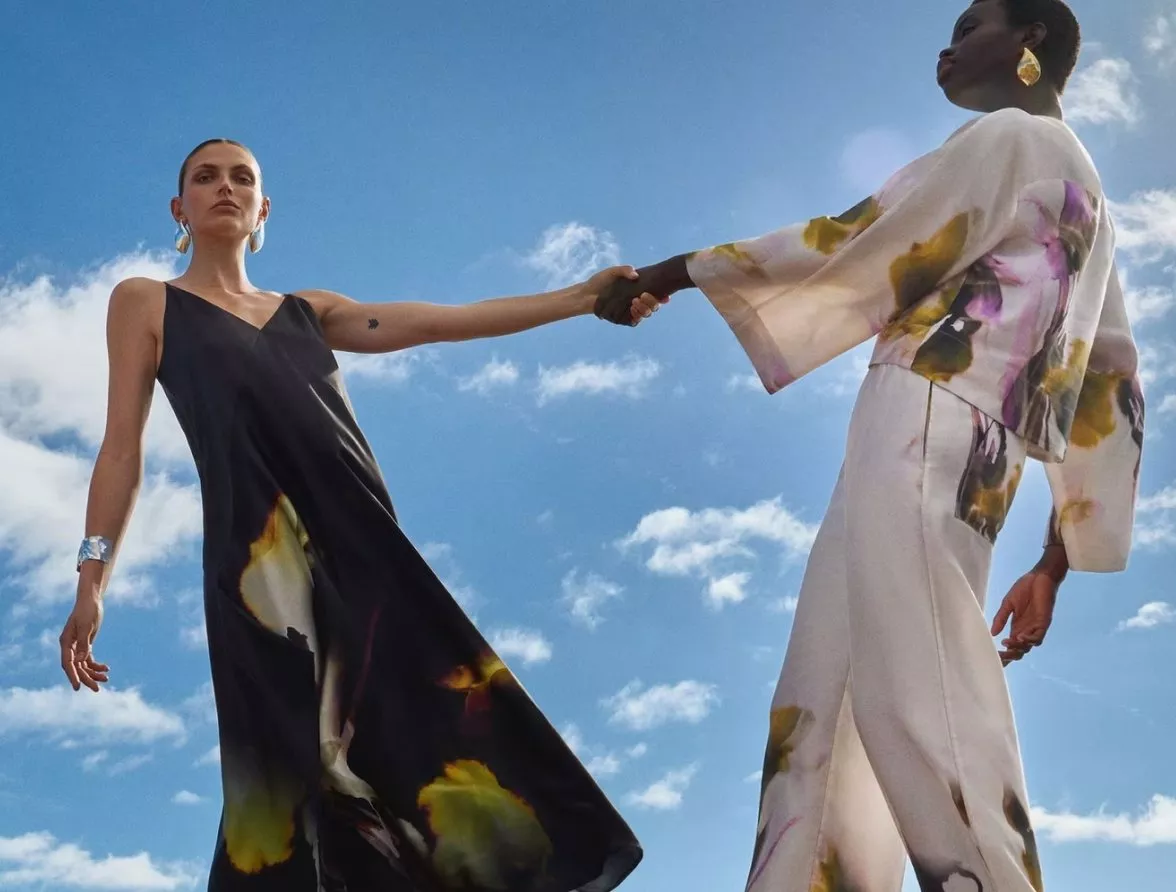 What to wear to a wedding abroad