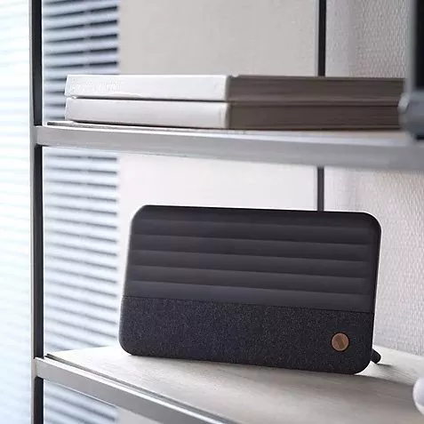 Indoor aerial for digital TV on a shelf