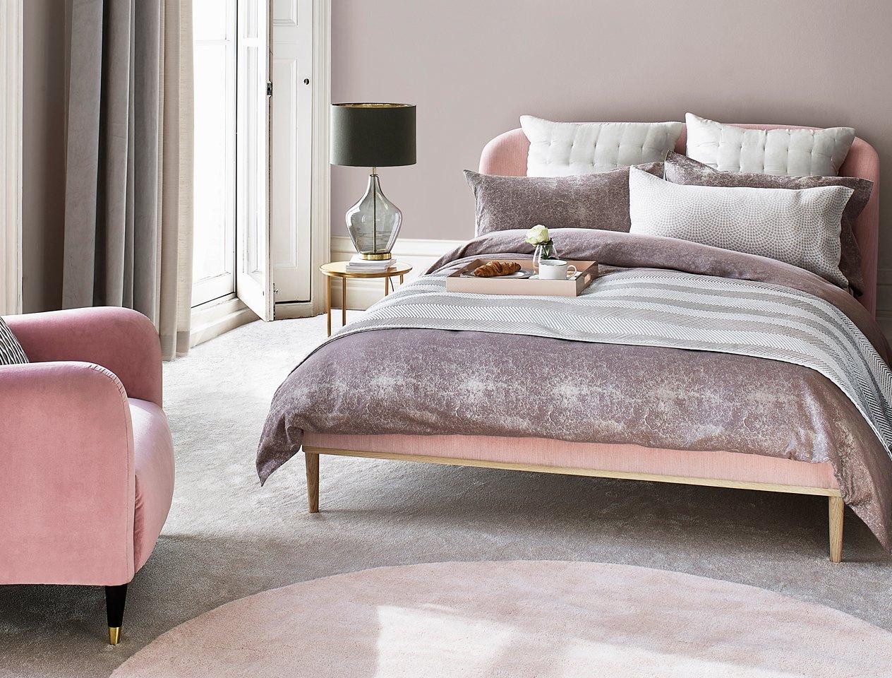 Bring your hotel home with you: 4 looks to try