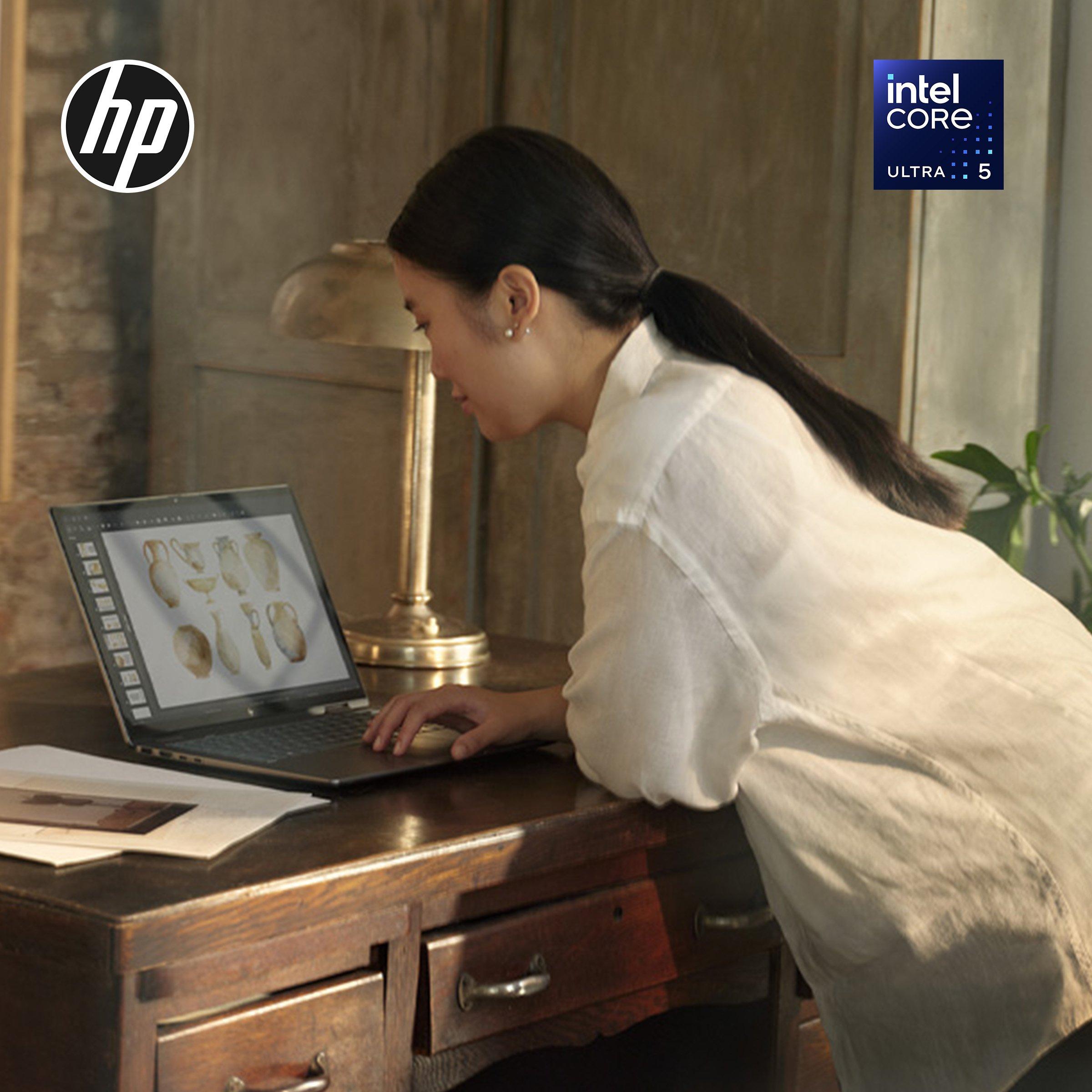 a women working on hp laptop