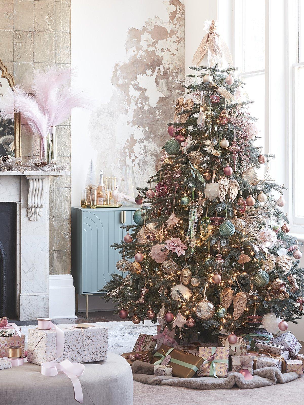 In Coversation with Dan Cooper - Chrismtas Tree and Decorations