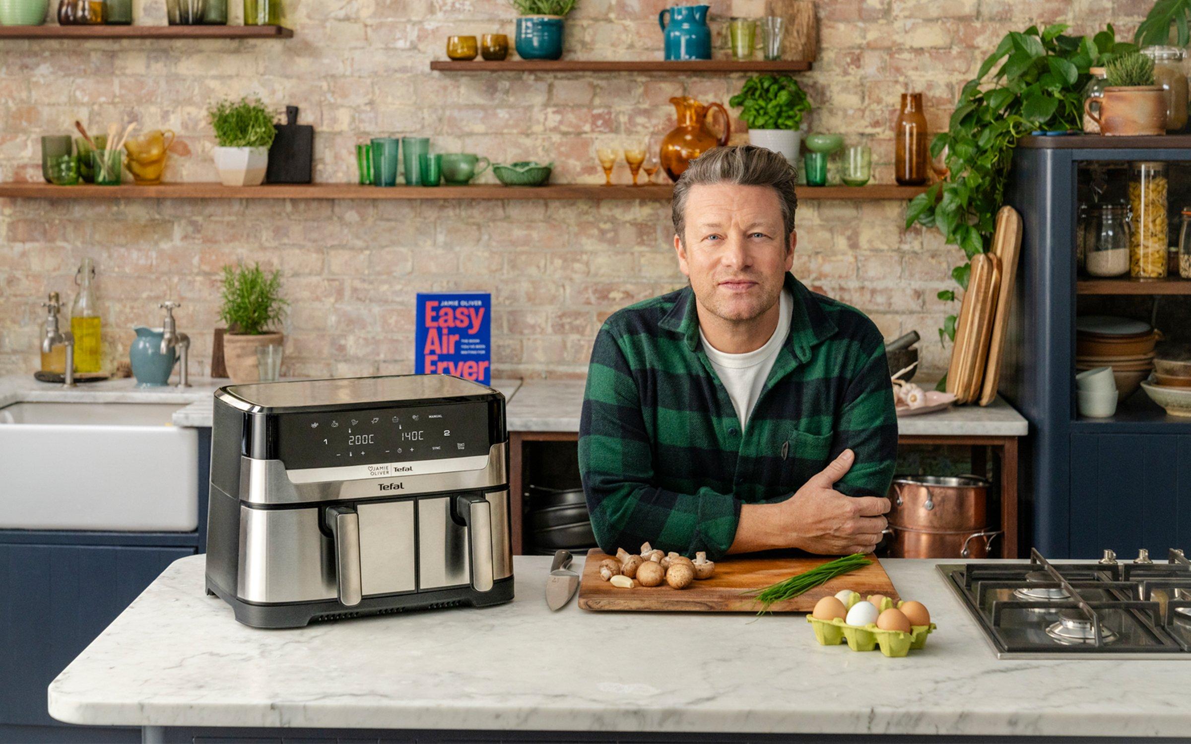 Jamie Oliver in the Kitchen with his collaboration of Tefal products