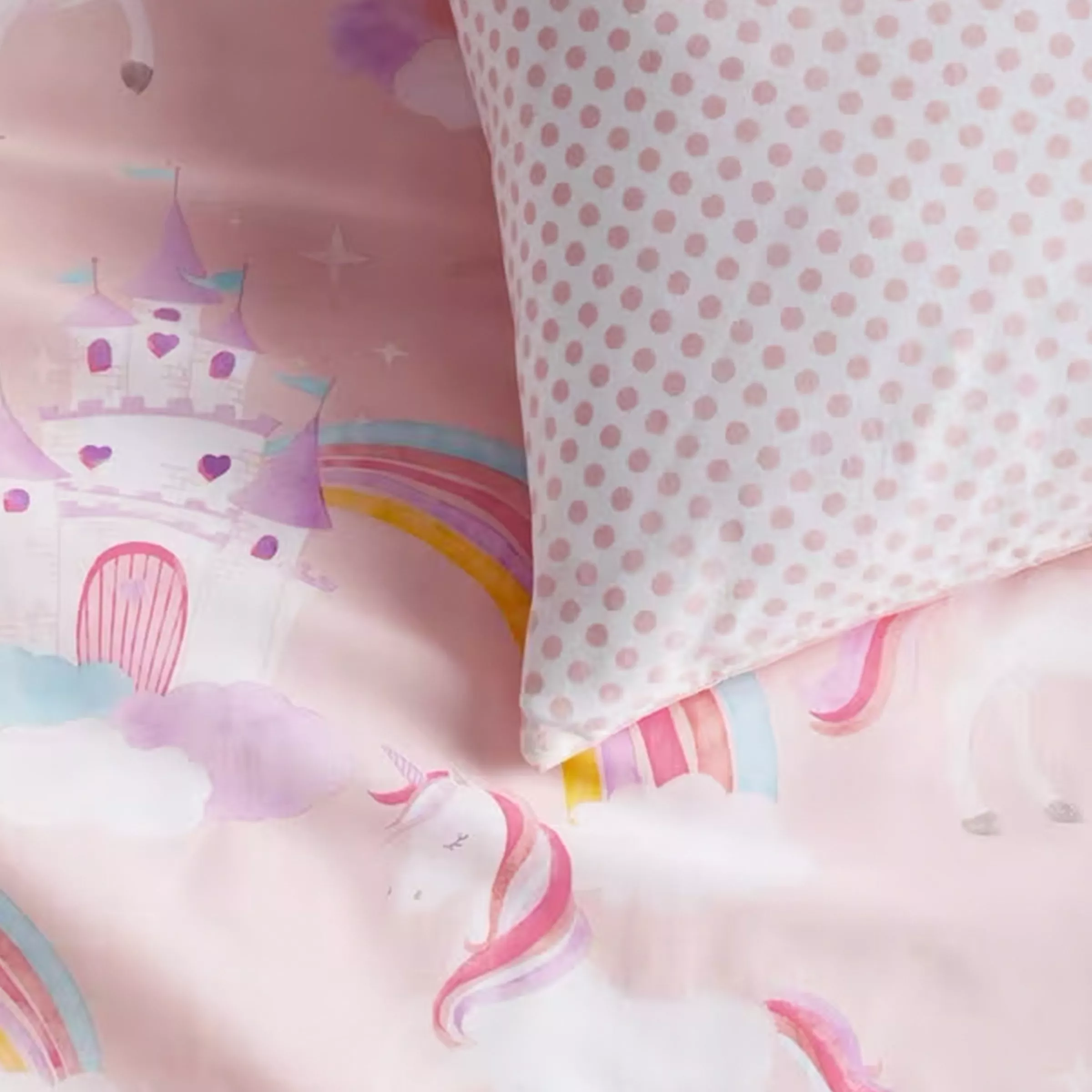 kids bedding with unicorns and fairy castle