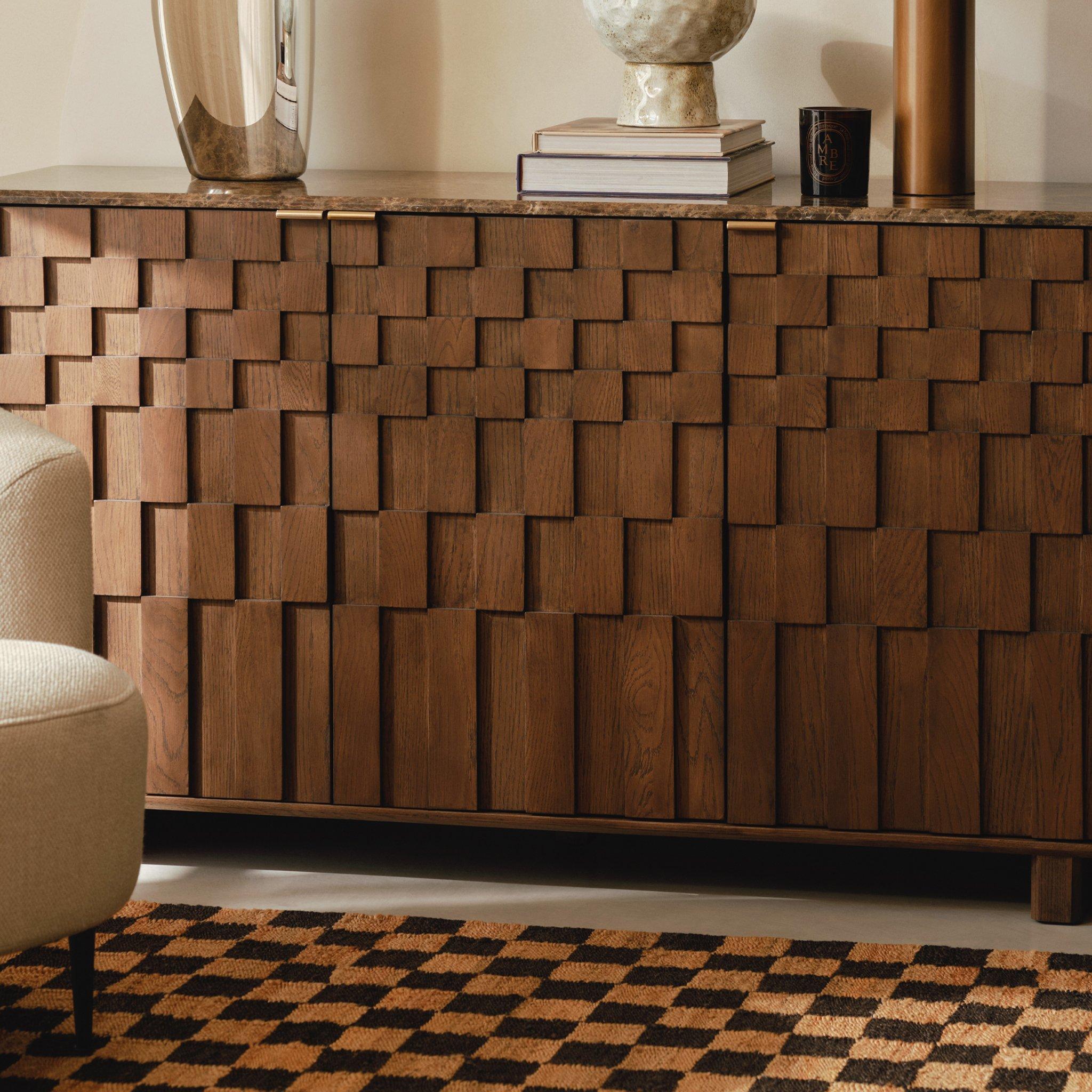 Cabinets & Sideboards