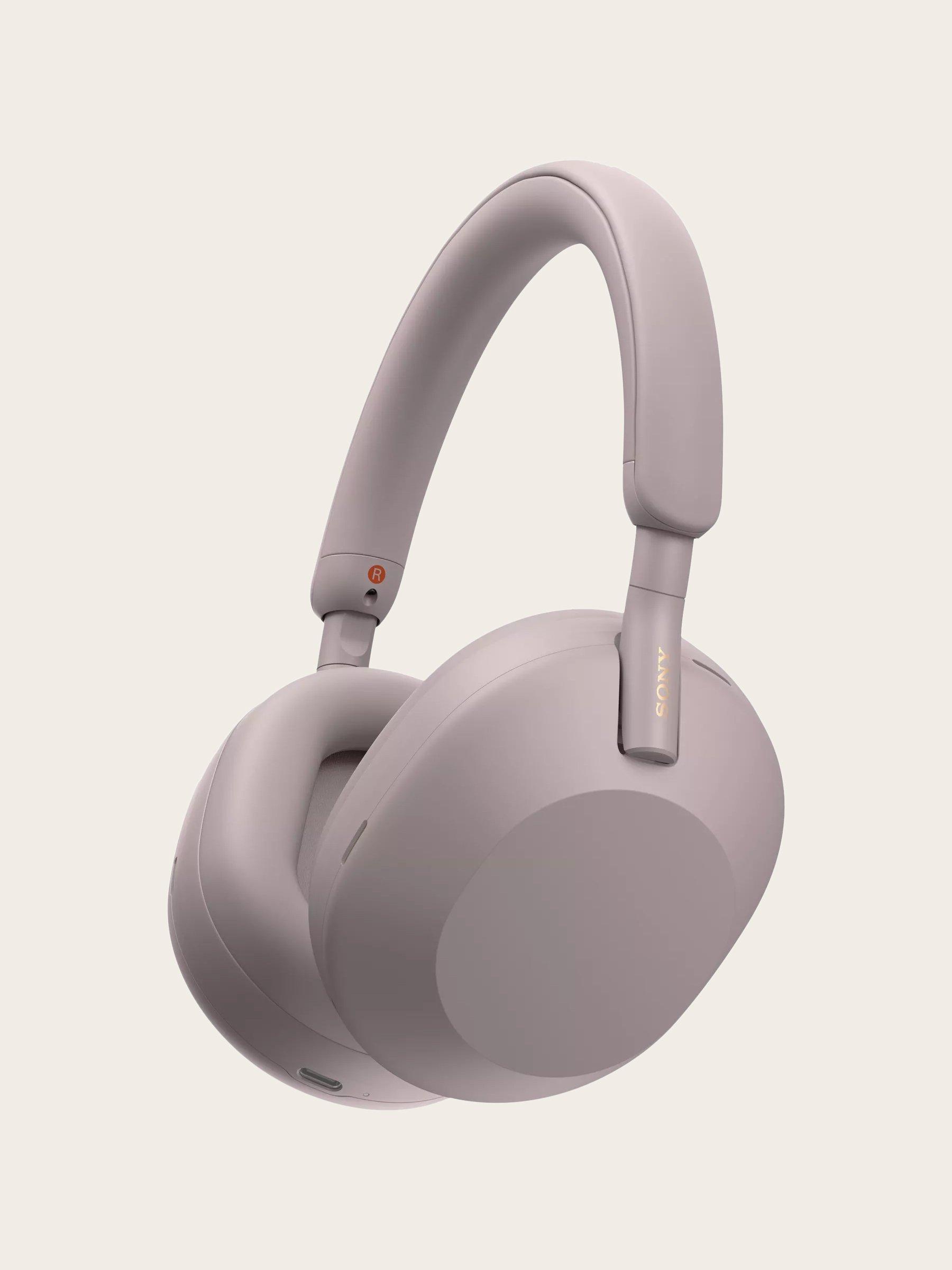 Sony noise cancelling headphones, £269