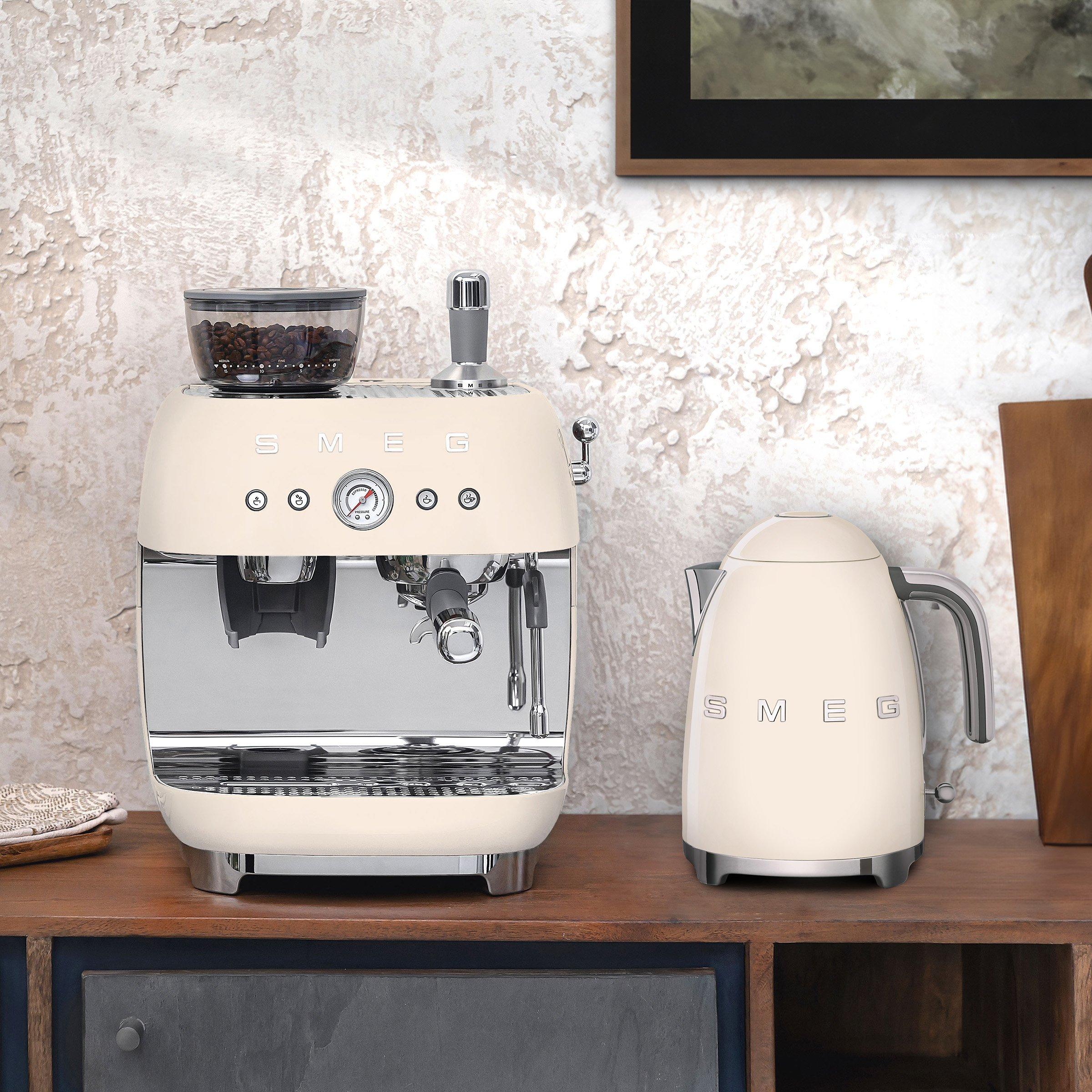 Smeg coffee machine and kettle