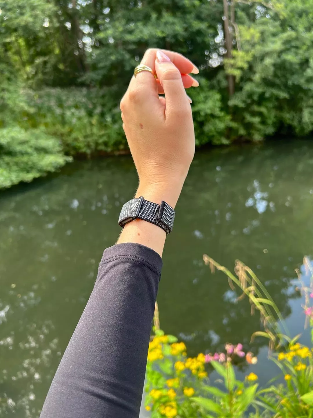 Fitbit - Air Health and Fitness Tracker, Obsidian