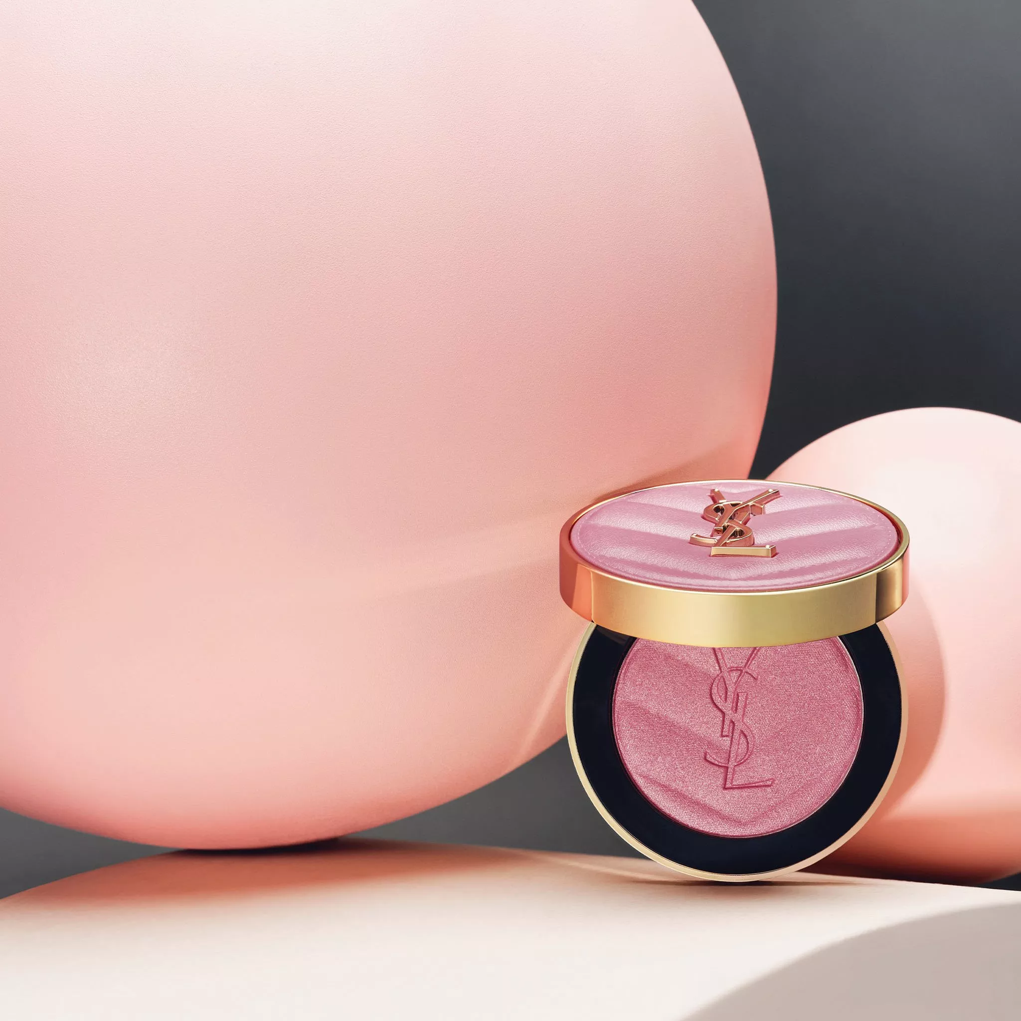 pink blush in gold case