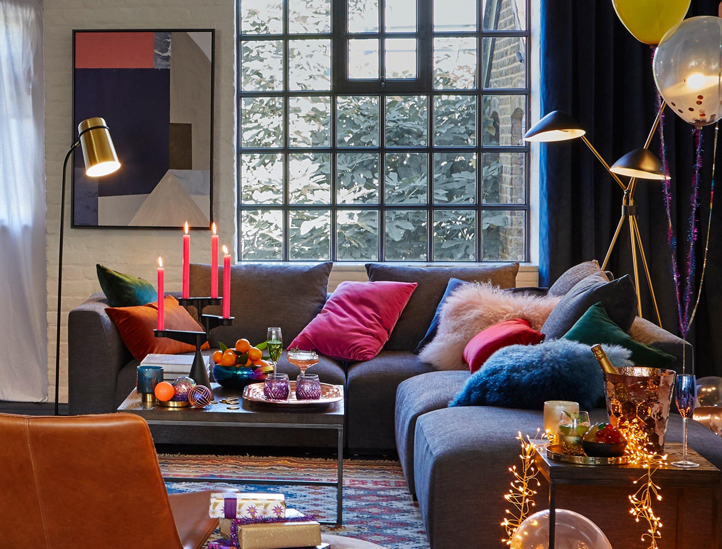 Time to Party - living room furniture and accessories