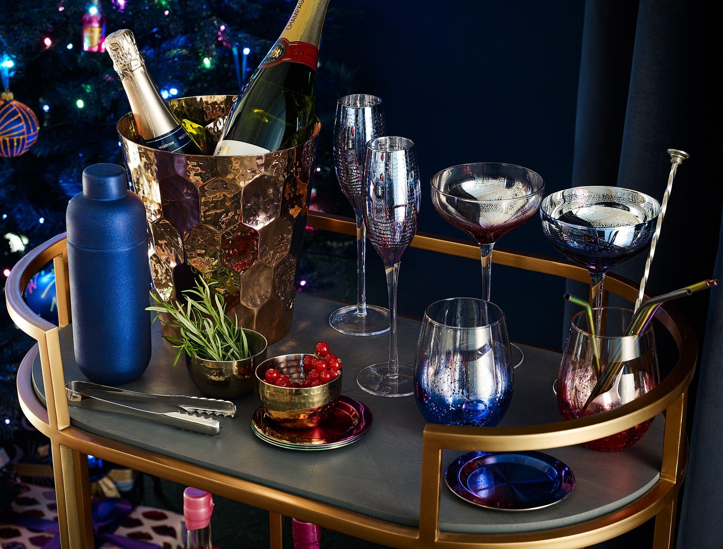 Time to Party - Drinks Serving Tray and glasses