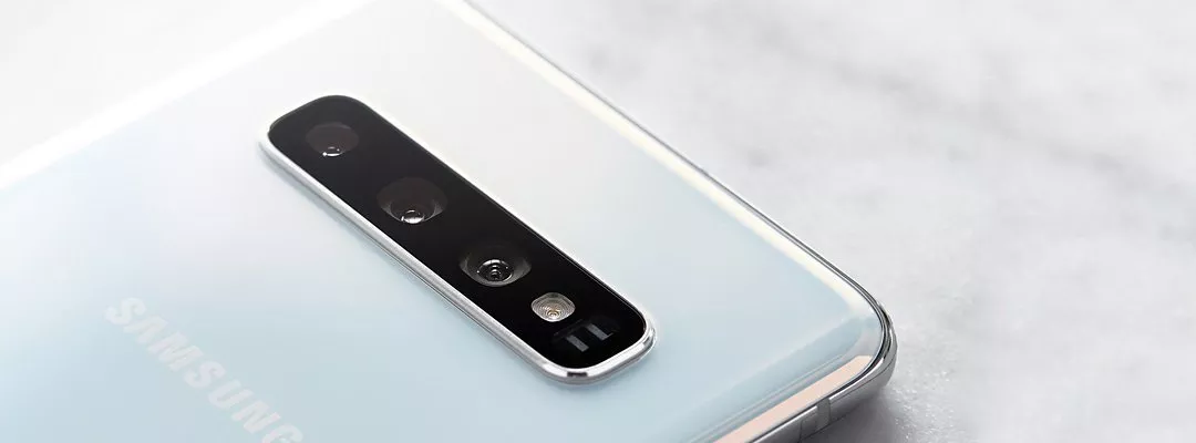 Samsung phone on a marble background