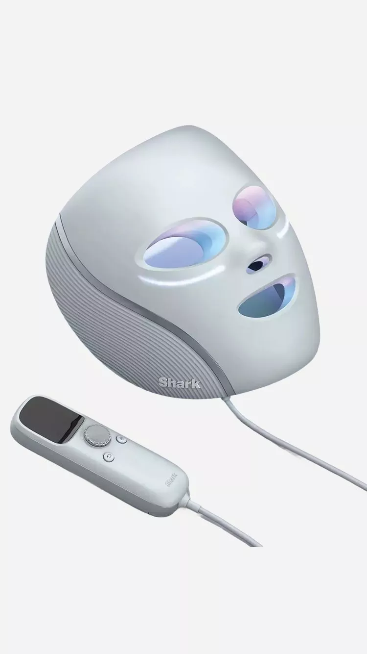 Shark’s CryoGlow LED Light Therapy Mask