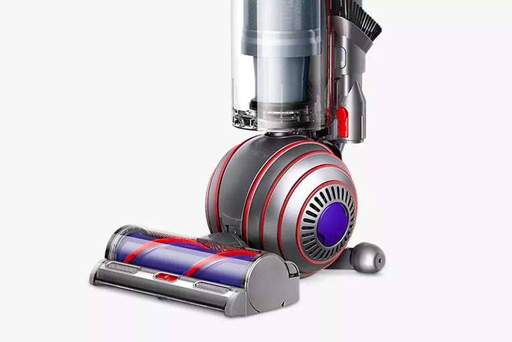 Bagless vacuum cleaners