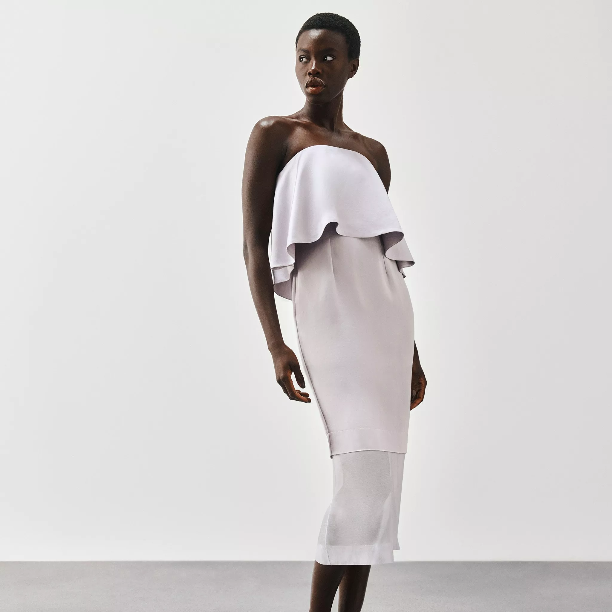 woman wearing purple occasion dress