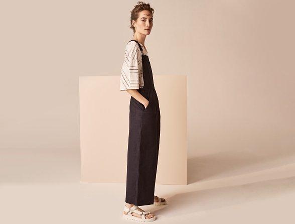 how to wear sporty sandals