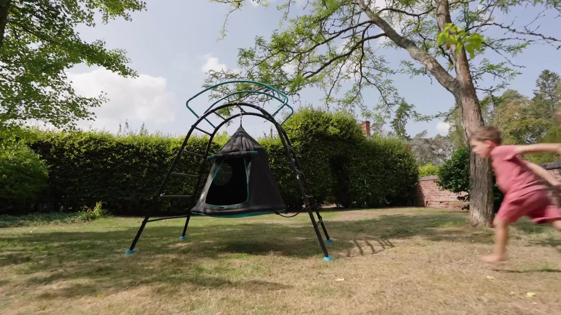 TP Toys UFO Den and Climbing Frame