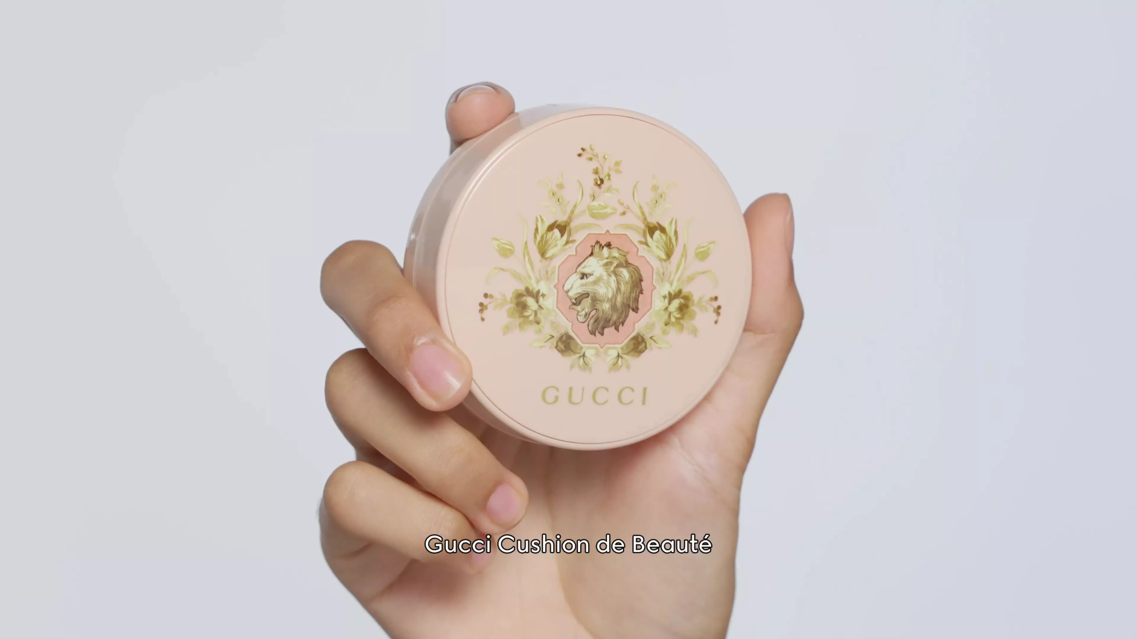 GUCCI CUSHION DE BEAUTE 限定版 14g 02.5 111548846vid1