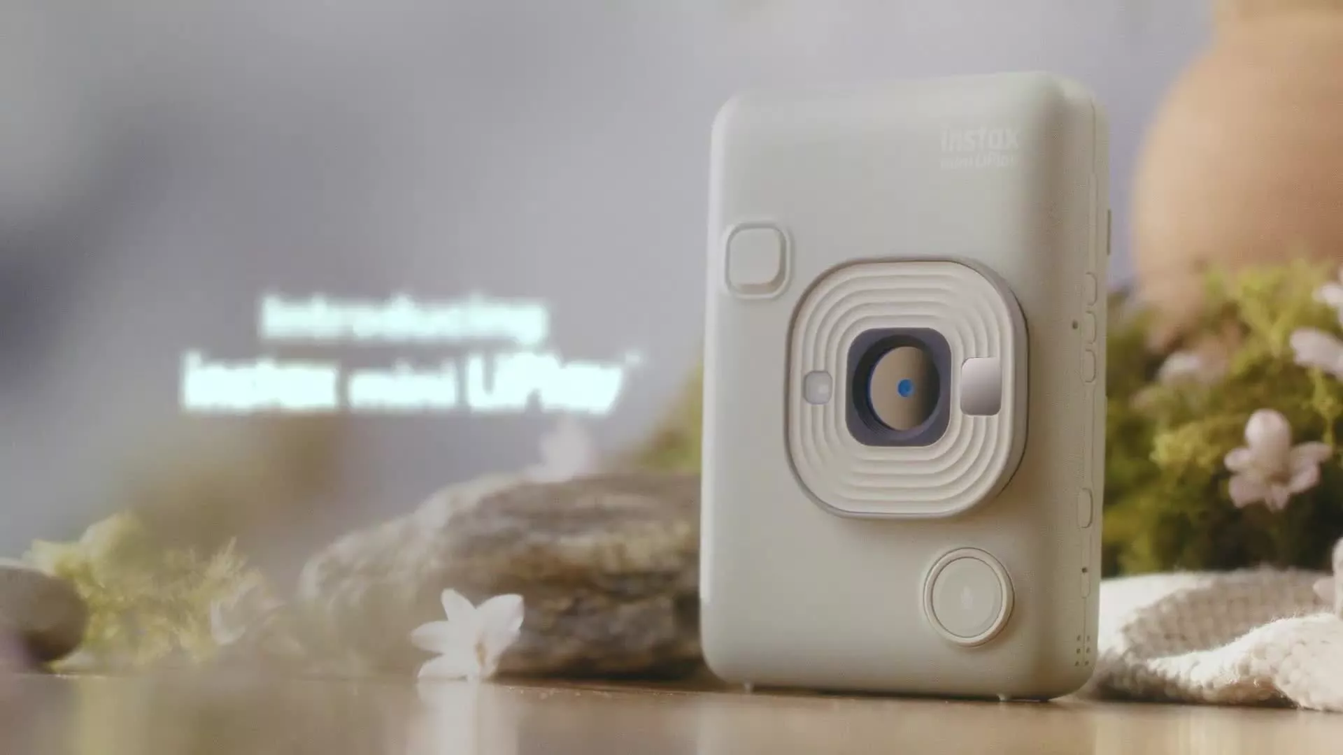 Fujifilm instax™ Mini LiPlay Hybrid Instant Camera with 2.7