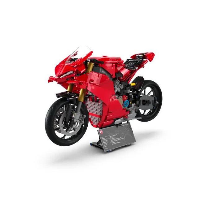 LEGO Technic 42202 Ducati Panigale V4S Motorcycle Building Set
