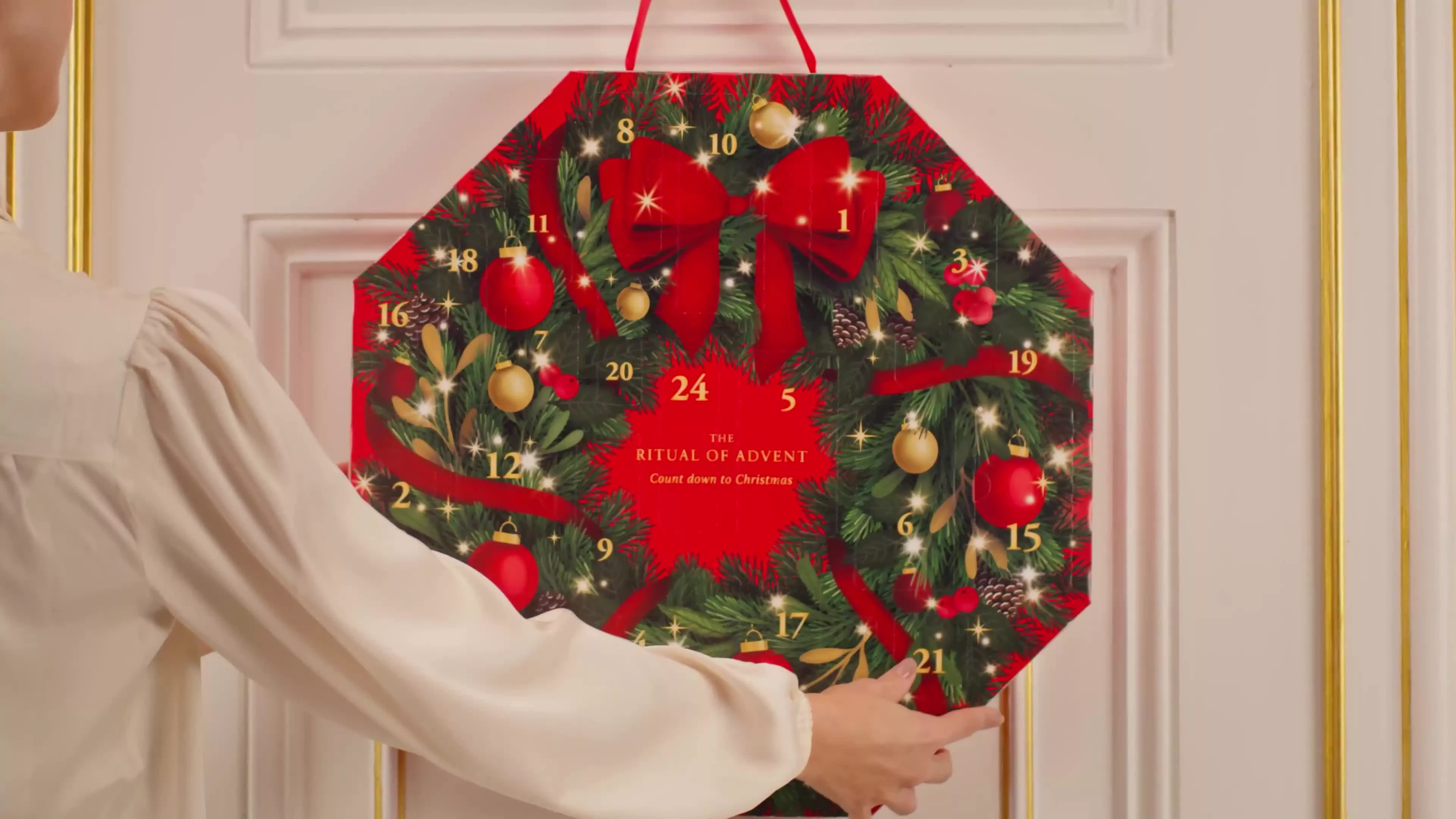 Calendrier De L’Avent 2025 Couronne Par Rituals - Boîte Cadeau Luxe Avec Ruban, Pour Des Surprises Quotidiennes Avant Noël - 8